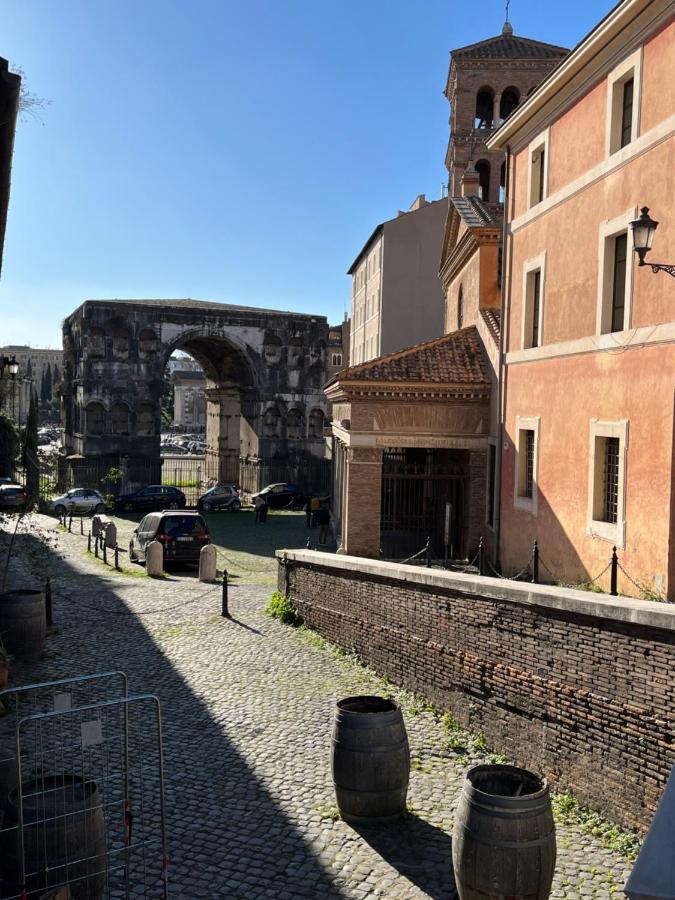 Shabby Roman Studio- Ai Fori Imperiali 외부 사진